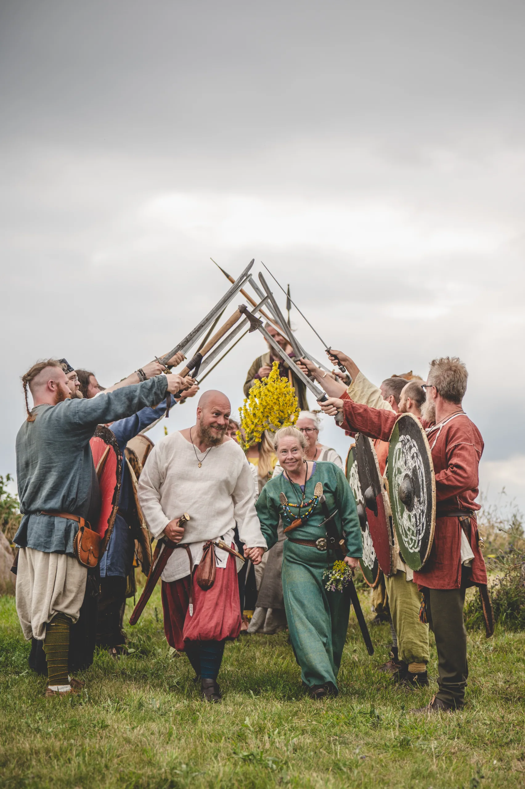 Bröllop Elias och Sara – Foteviken 20250628 – Photos By Aragrim-4 Vikingabröllop